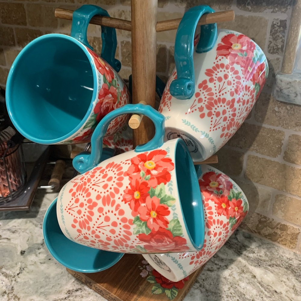 Pioneer Women coffee mug set